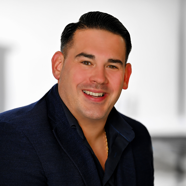 Thomas Batton, Chief Revenue Officer